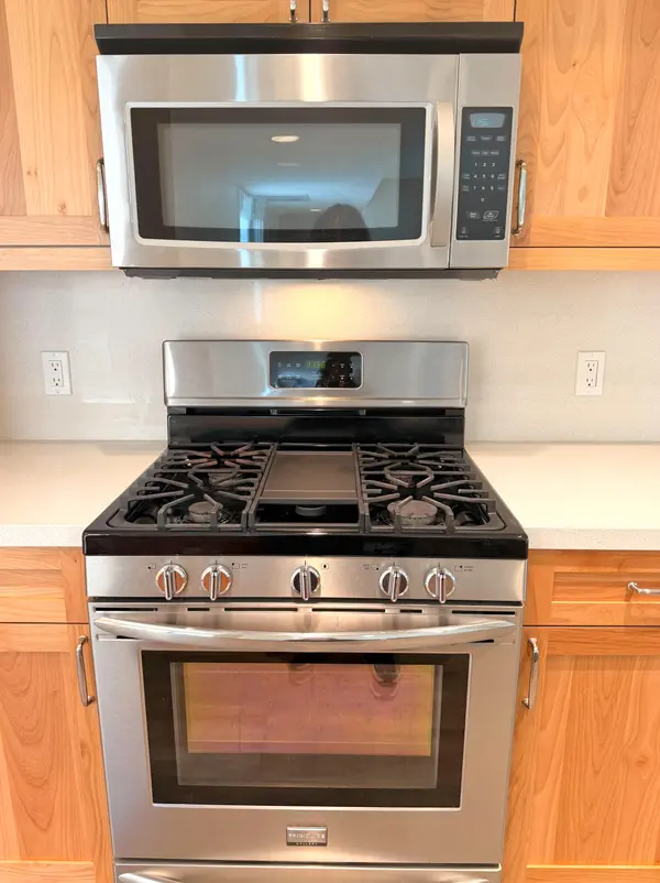 68516 Calle Alcazar, Cathedral City, CA 92234-7103