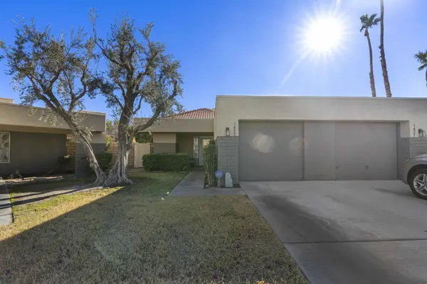 1433 Sunflower Cir N, Palm Springs, CA 92262-1790