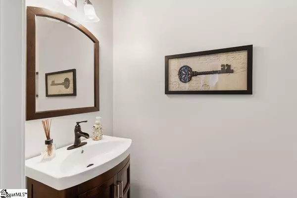 3 Old Tree Court, Simpsonville, SC 29681-5874