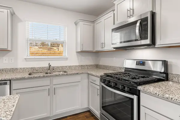 136 Poplarville Drive, Piedmont, SC 29673-9844