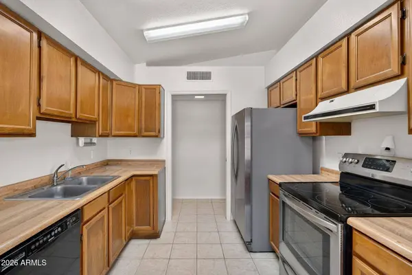 3660 W Bluefield Avenue, Glendale, AZ 85308