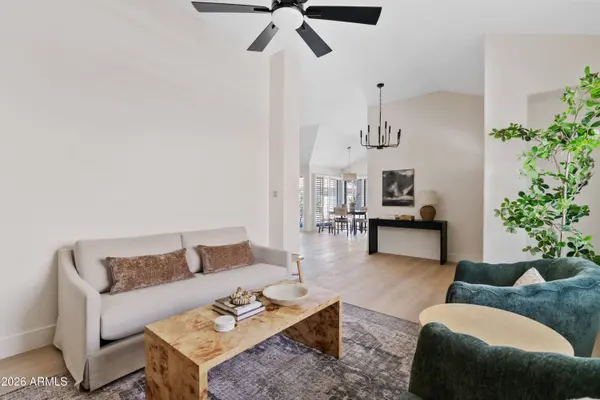 10008 E SUNNYSLOPE Lane, Scottsdale, AZ 85258