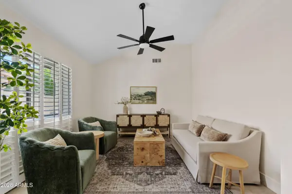 10008 E SUNNYSLOPE Lane, Scottsdale, AZ 85258