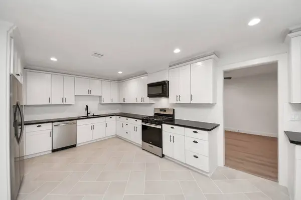 9261 Autauga ST, Houston, TX 77080