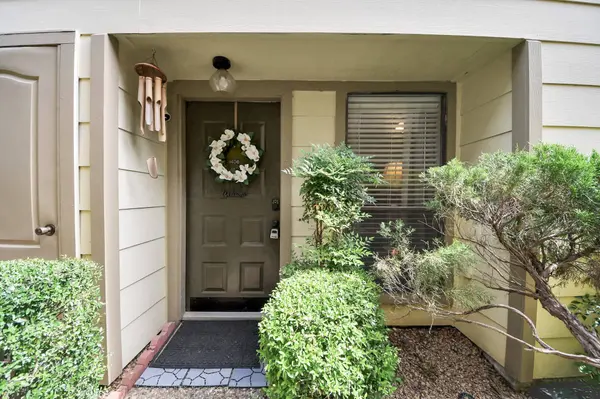 8299 Cambridge ST #1406, Houston, TX 77054