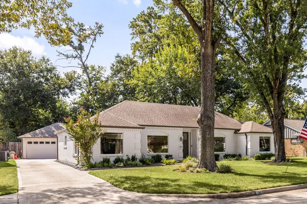1823 Nocturne LN, Houston, TX 77043