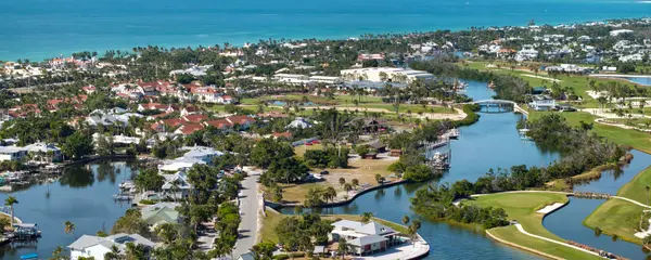 Waterfront vs. Inland Homes in Southwest Florida: The Real Pros, Cons, and Costs Before You Buy
