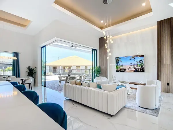 Cape Coral Luxury Homes: What $1 Million+ Buys You on the Water