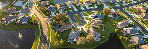 Pricing Your Home Right in the Cape Coral Market: The Complete Seller's Guide to Maximizing Value Without Losing Buyers