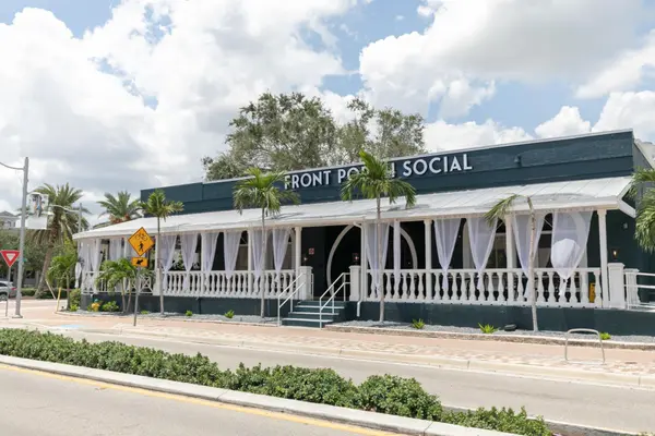 Local Spotlight - Front Porch Social in Downtown Cape Coral