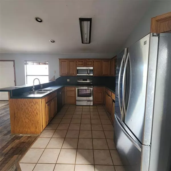 3127 Northridge DR, Purcell, OK 73080