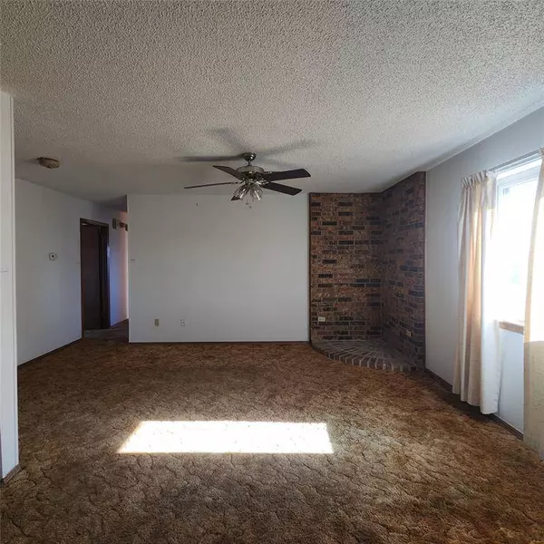 731 County Road 1350, Chickasha, OK 73018