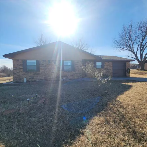 731 County Road 1350, Chickasha, OK 73018