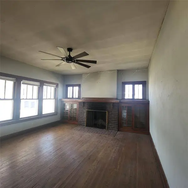 1224 N Barta AVE, Prague, OK 74864