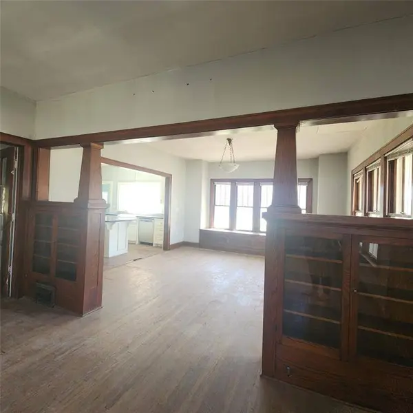 1224 N Barta AVE, Prague, OK 74864