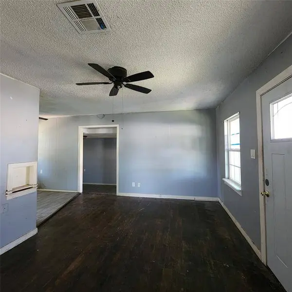 7220 SE 15th ST, Midwest City, OK 73110