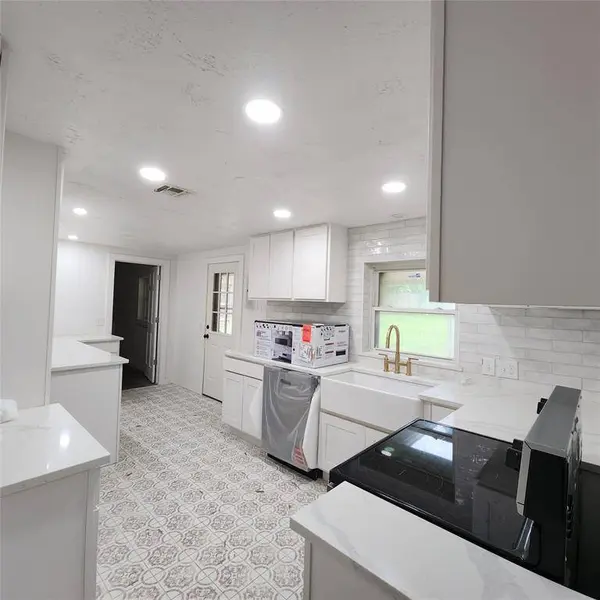 9300 NE 46th ST, Spencer, OK 73084