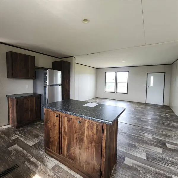 10696 Chandler WAY, Mcloud, OK 74851