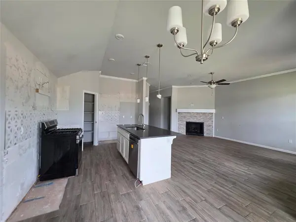 2302 Arcady AVE, Norman, OK 73026