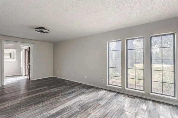 2824 Nichols RD, Chickasha, OK 73018