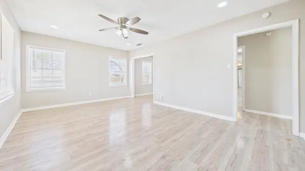 2430 31st Street #Front, Lubbock, TX 79411