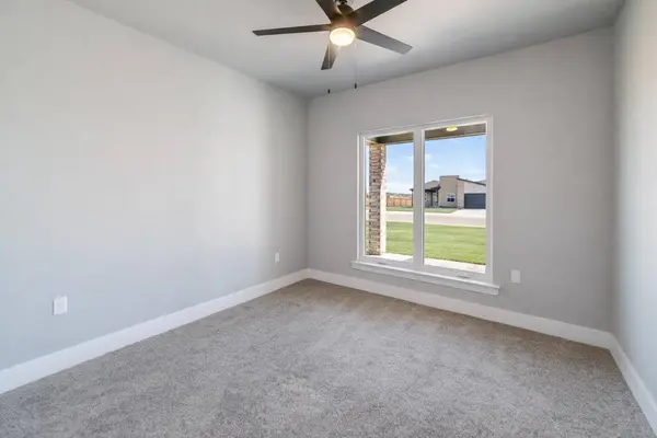 7014 18th Place, Lubbock, TX 79416