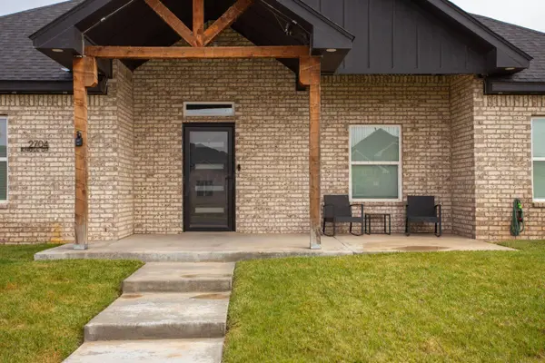 2704 Knoll DR, Amarillo, TX 79118