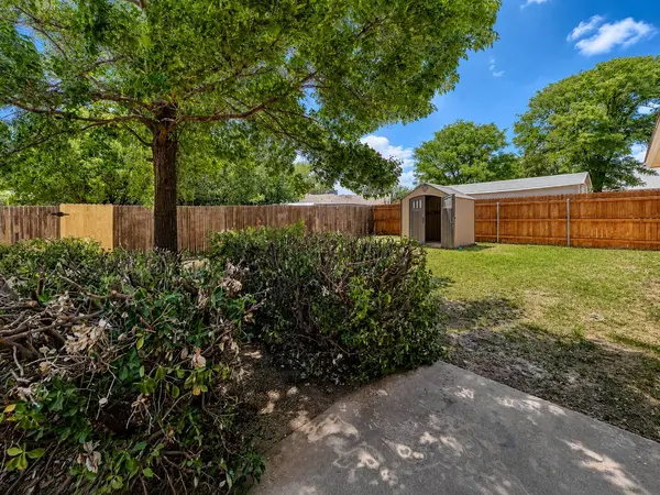 5729 Duke Street, Lubbock, TX 79416