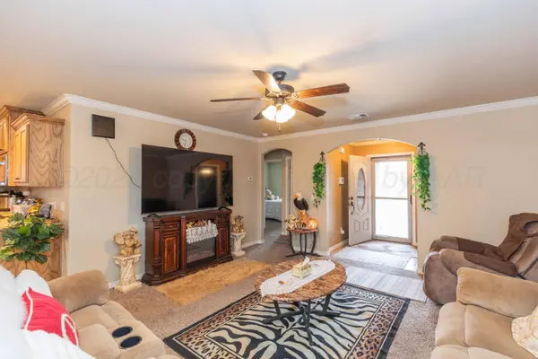 2708 SIMKINS LN, Amarillo, TX 79118