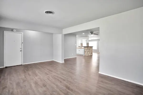 6611 Canton Avenue, Lubbock, TX 79413