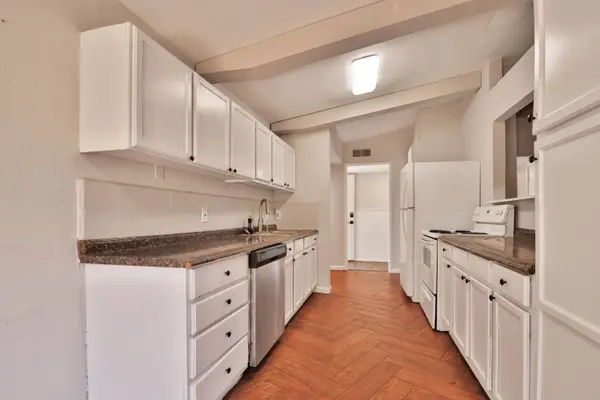 2007 68th Street, Lubbock, TX 79412