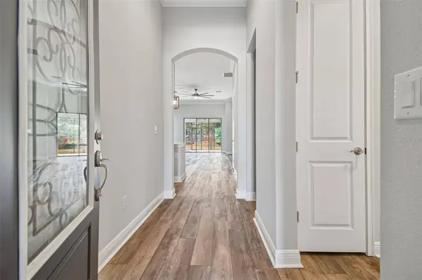 1246 FLORABLU DR, Seffner, FL 33584