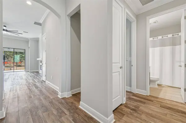 1246 FLORABLU DR, Seffner, FL 33584