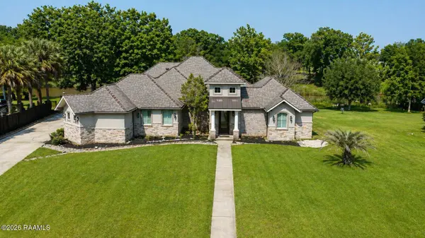 1008 Kern DR, Breaux Bridge, LA 70517