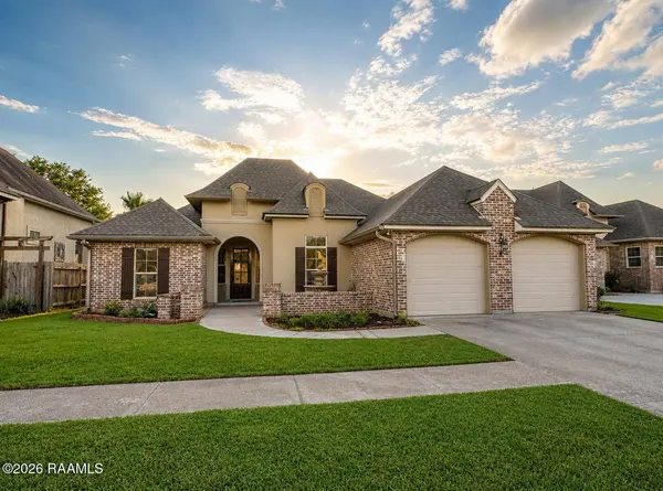 304 Kelsea DR, Broussard, LA 70518