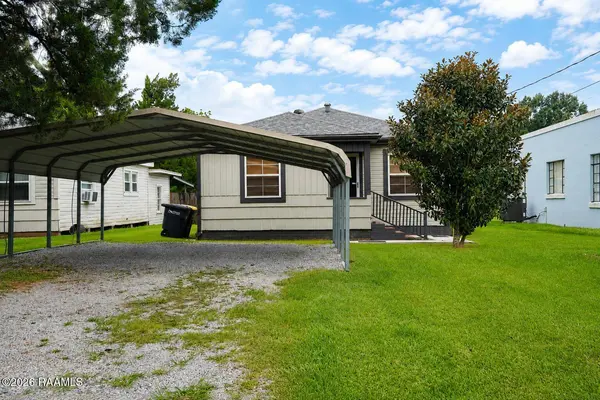 305 1/2 Henry ST, New Iberia, LA 70563