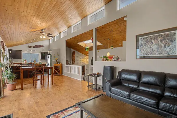861 Dunsmuir Cres, Ladysmith, BC V9G 1N7