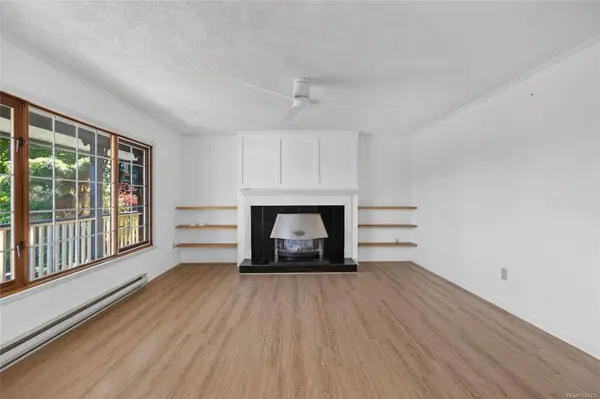 1582 Wilmot Ave, Shawnigan Lake, BC V0R 2W2