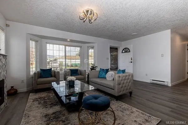 161 MCKINSTRY Rd, Duncan, BC V9L 3K7