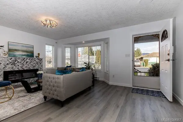 161 MCKINSTRY Rd, Duncan, BC V9L 3K7