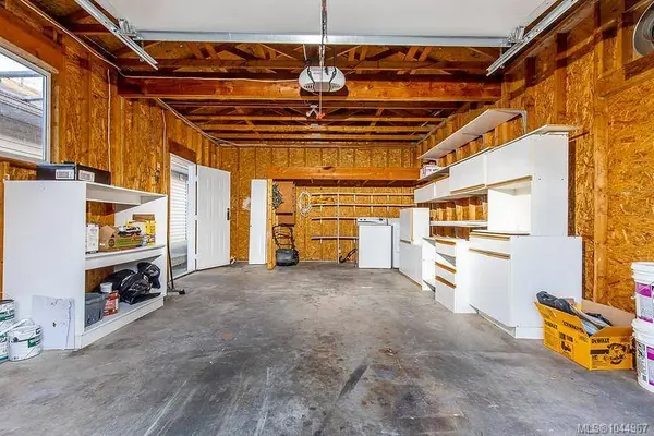 161 MCKINSTRY Rd, Duncan, BC V9L 3K7