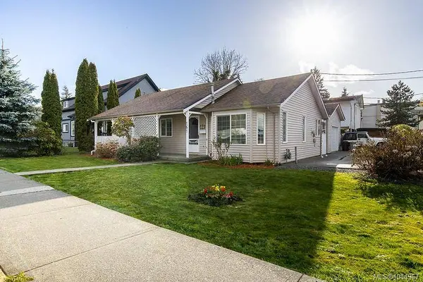 161 MCKINSTRY Rd, Duncan, BC V9L 3K7
