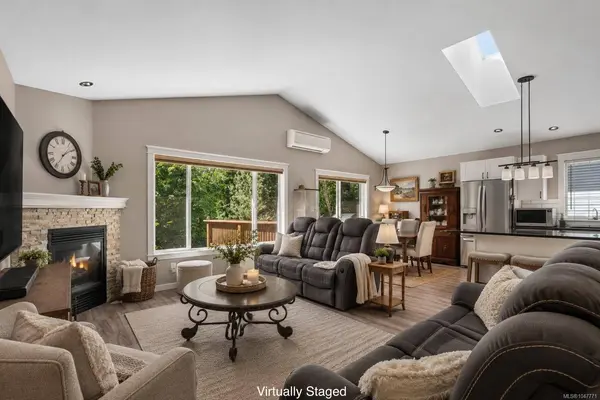5923 Tower Pl, Duncan, BC V9L 0E1