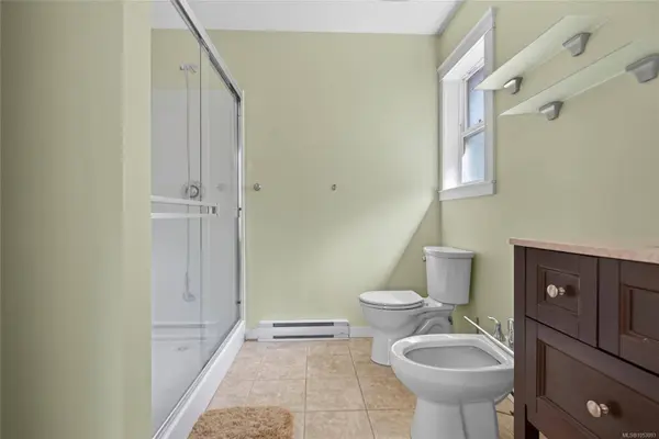 5923 Tower Pl, Duncan, BC V9L 0E1