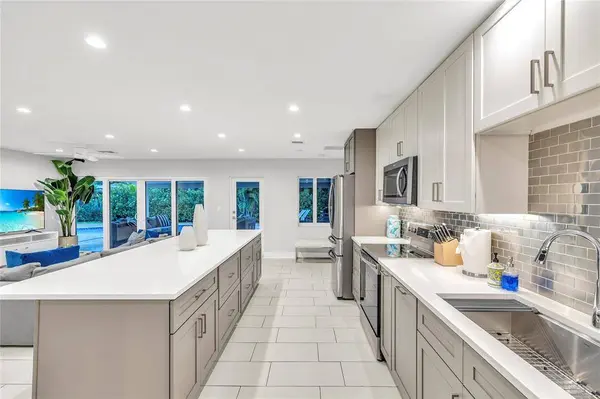 2120 NE 34th Ct, Lighthouse Point, FL 33064