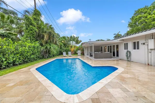 2120 NE 34th Ct, Lighthouse Point, FL 33064