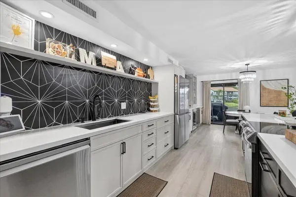 9729 N New River Canal RD #628, Plantation, FL 33324