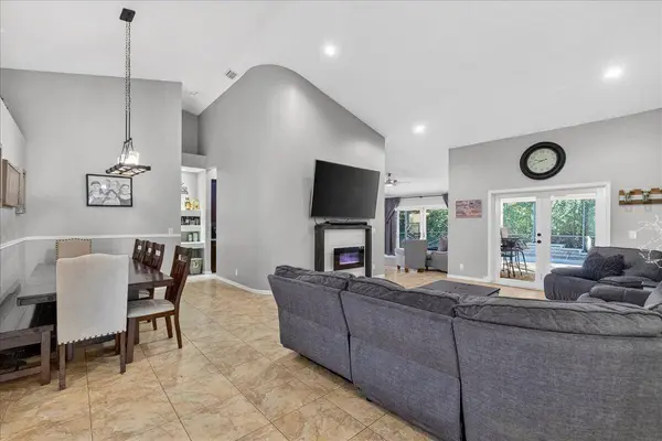 7312 NW 45th AVE, Coconut Creek, FL 33073