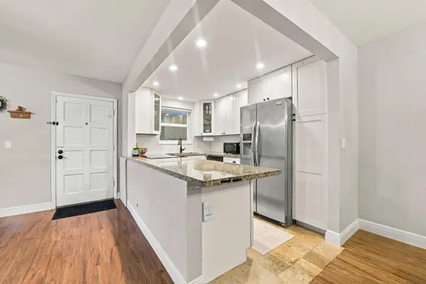 1124 NW 13th ST #108A, Boca Raton, FL 33486