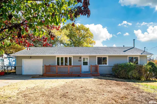 4502 NW SCENIC DR, Peoria, IL 61615